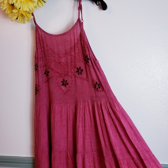 Be Beach Dresses & Skirts - Sun Dress in pretty wine color